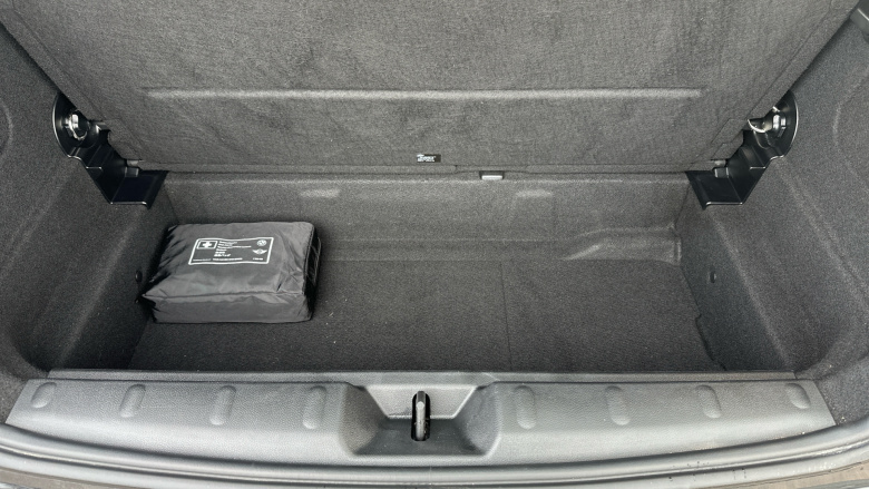 MINI Hatchback 1.5 Cooper Classic Premium 3dr Petrol Hatchback